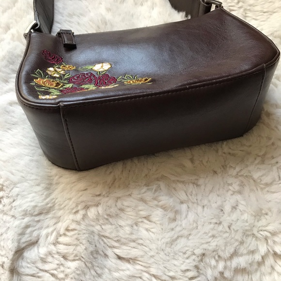 Baguette Franco Sarto Bag - Picture 5 of 7